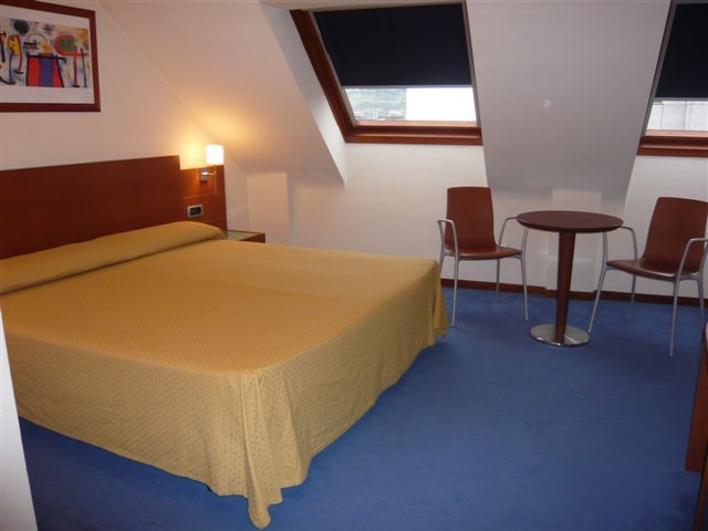 Duerming Longoria Plaza Hotel Oviedo Cameră foto